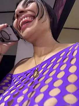 Snapshot of eimmy__skinny chatting on April 30, 7:42 pm eimmy skinny online show from April 30, 7:42 pm