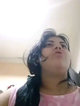 Snapshot of CubanaCulonaxxx chatting on February 20, 11:49 pm CubanaCulonaxxx online show from February 20, 11:49 pm