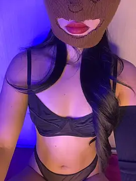 Snapshot of NebulaRosse chatting on February 15, 10:06 pm NebulaRosse online show from February 15, 10:06 pm