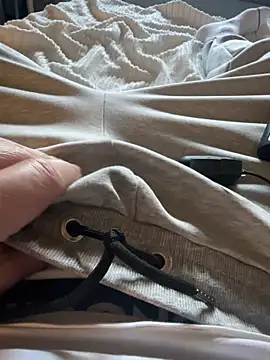 zwigge75 online show from March 22, 9:13 am