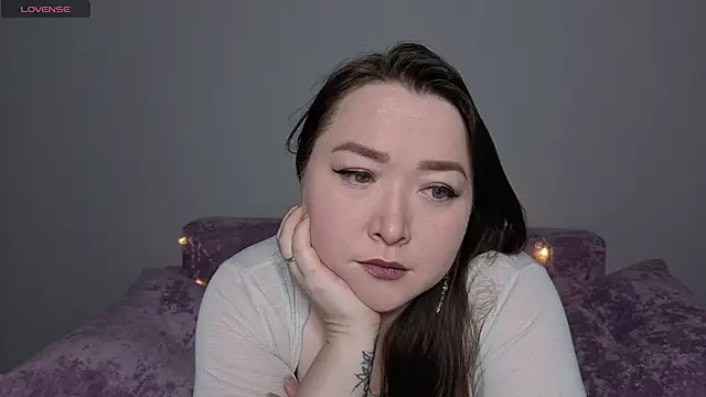 Snapshot of Daina_waga chatting on February 20, 1:24 am Daina waga online show from February 20, 1:24 am