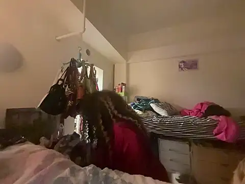 curlyheadcvnt online show from March 6, 7:49 am