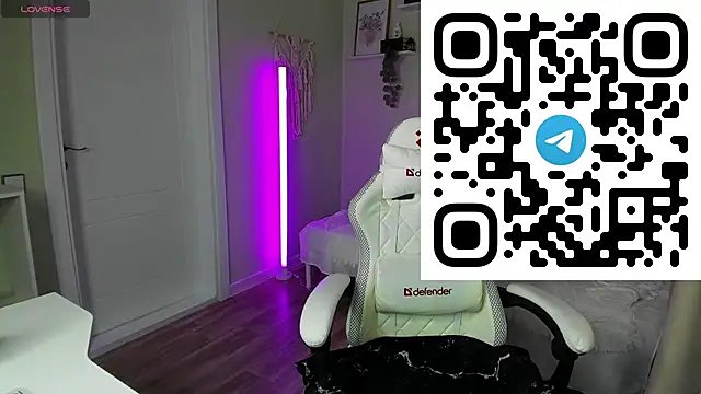 Laura CollinsS online show from June 1, 12:56 am