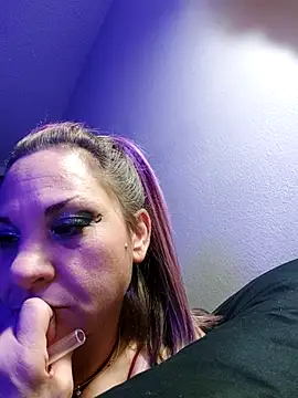 BrattyGirl2424 online show from February 20, 1:11 pm