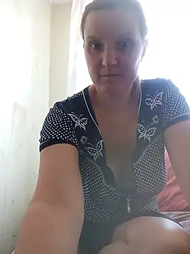 Snapshot of SusanGold9211 chatting on July 14, 10:09 am SusanGold9211 online show from July 14, 10:09 am