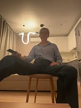 Snapshot of CarmenBlues_ chatting on February 17, 4:13 pm CarmenBlues online show from February 17, 4:13 pm