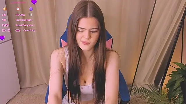 404CUTIE  online show from March 22, 5:44 am