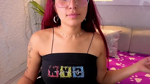 emily  tp online show from February 18, 5:42 pm