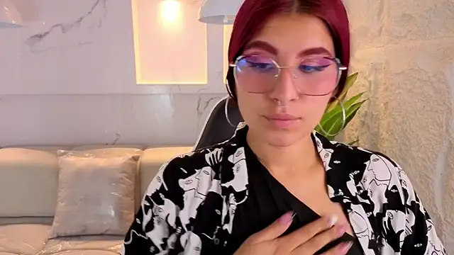 emily  tp online show from February 24, 12:47 pm