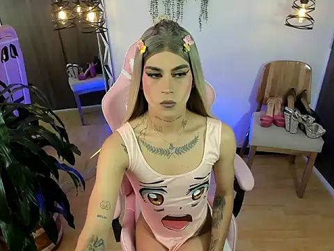 alisoondrean  online show from March 20, 7:52 pm