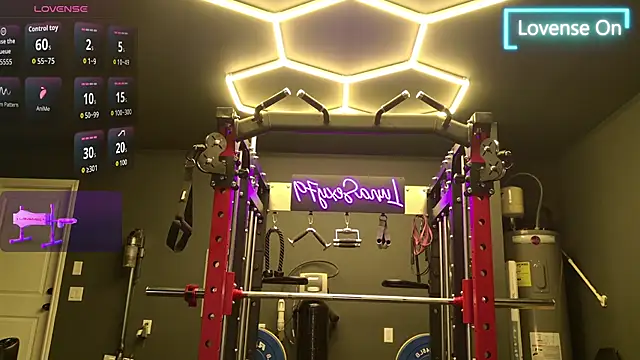 Snapshot of lunasexy79 chatting on March 25, 2:12 pm lunasexy79 online show from March 25, 2:12 pm