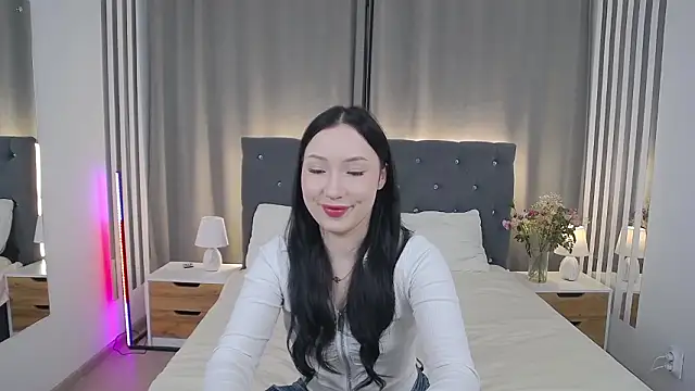 Snapshot of VikkyVonn chatting on February 22, 12:15 pm VikkyVonn online show from February 22, 12:15 pm