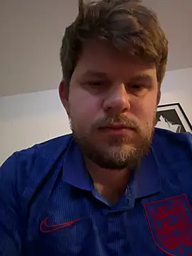 bigRobbie2026 online show from February 13, 10:50 pm