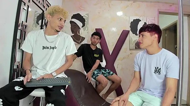 YOUNG BOYS HELL online show from June 5, 1:12 am