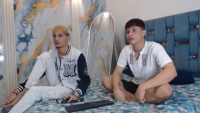 YOUNG BOYS HELL online show from June 14, 1:47 am