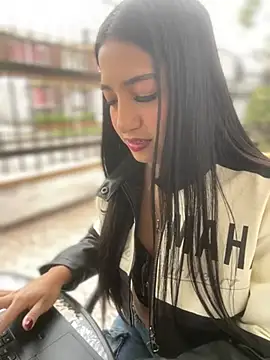 Daniela Pink online show from April 16, 11:44 am