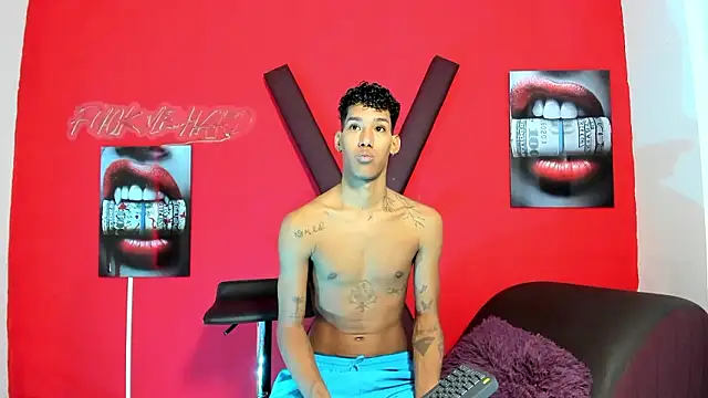 GREEN BOYS online show from March 10, 7:24 am