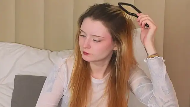 AlyssFrost online show from June 25, 3:17 am