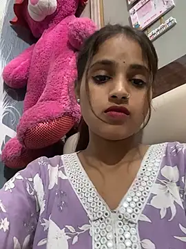 samayra1144 online show from June 24, 7:13 pm