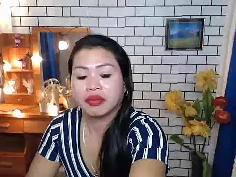 LovelyJessaXX online show from February 23, 3:31 pm