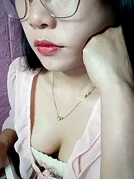 Snapshot of Eye-squirt chatting on February 14, 2:14 pm Eye-squirt online show from February 14, 2:14 pm