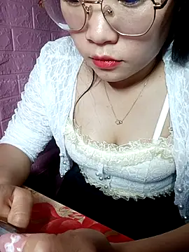 Snapshot of Eye-squirt chatting on February 27, 3:34 pm Eye-squirt online show from February 27, 3:34 pm