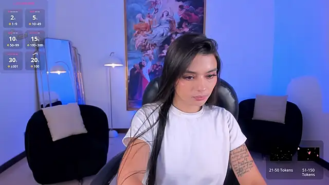 JulietteMoreau online show from July 10, 11:24 am