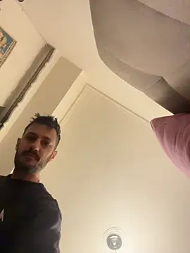 livegreek online show from March 31, 4:29 pm