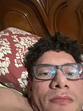 Valentinacouple online show from June 10, 4:34 am