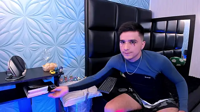 Snapshot of bad_boy_cum_ chatting on March 1, 6:04 am bad boy cum online show from March 1, 6:04 am