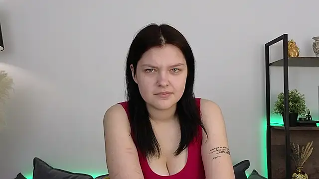 DeliaEffy online show from February 19, 10:06 pm