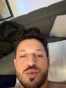 rafapradodxb online show from February 17, 3:25 am