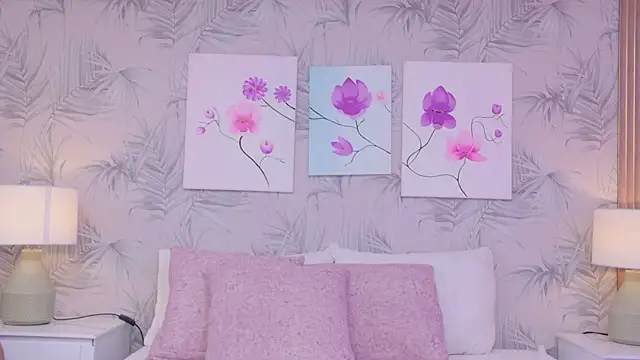 AntonellaEscudero online show from February 24, 7:45 pm