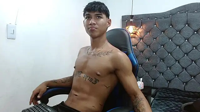 Snapshot of luka_big18 chatting on March 20, 3:11 am luka big18 online show from March 20, 3:11 am