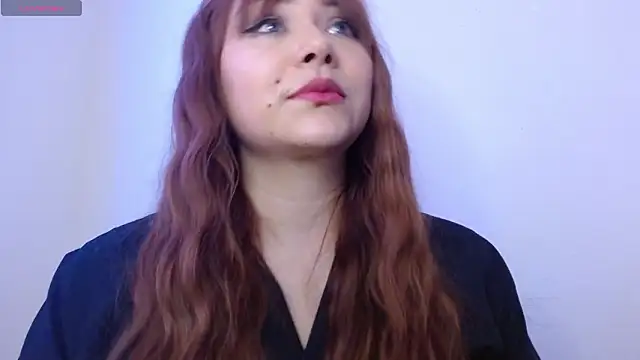 Snapshot of Sara25_07 chatting on February 18, 5:03 am Sara25 07 online show from February 18, 5:03 am