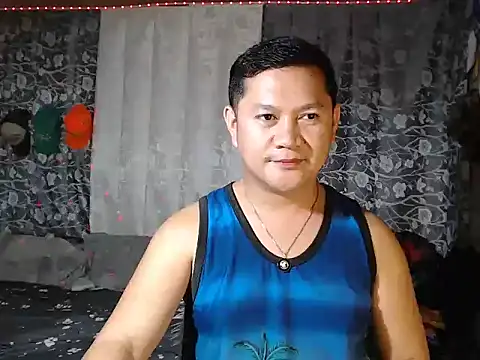 Snapshot of adorableasianboy69 chatting on February 20, 10:05 am adorableasianboy69 online show from February 20, 10:05 am