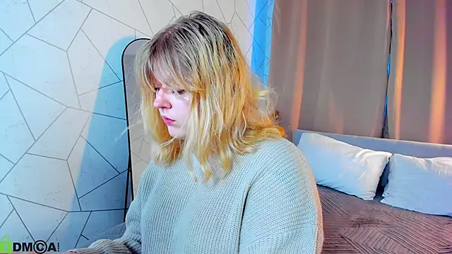 luna c0ra online show from March 1, 1:07 am