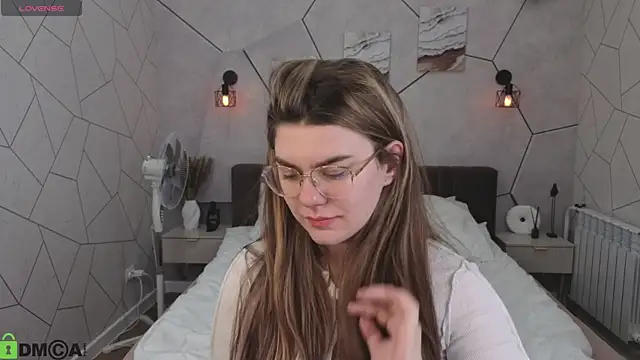 Snapshot of zoe_j0y chatting on February 20, 6:26 am zoe j0y online show from February 20, 6:26 am