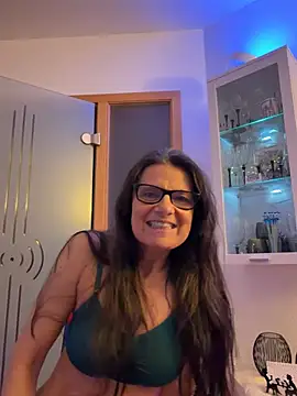 Snapshot of Dance_Lady chatting on February 27, 11:16 pm Dance Lady online show from February 27, 11:16 pm