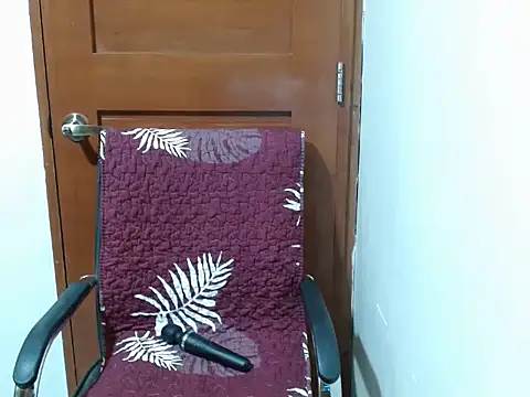 Petite Jeramae22 online show from July 13, 10:18 am