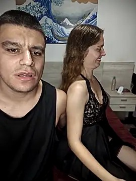 Snapshot of ApoloDafne chatting on April 16, 2:23 am ApoloDafne online show from April 16, 2:23 am