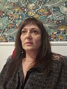 SaraGina online show from March 5, 5:20 pm