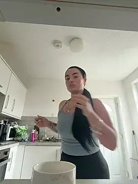 Darkfantisyx online show from April 3, 1:31 pm