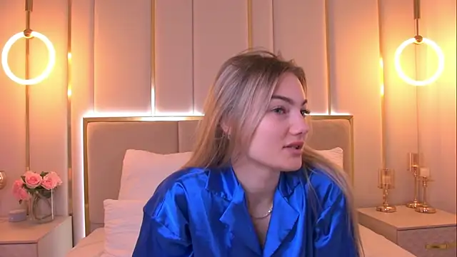 Snapshot of Sona_Lavberi chatting on April 24, 8:06 am Sona Lavberi online show from April 24, 8:06 am