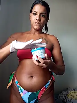 Snapshot of vallgata chatting on February 28, 4:52 pm vallgata online show from February 28, 4:52 pm