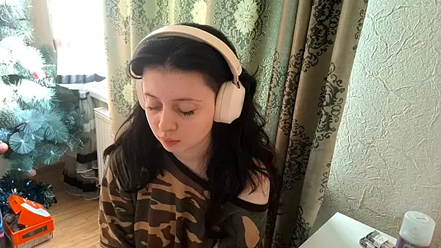 Snapshot of MindyMinty chatting on March 1, 3:08 am MindyMinty online show from March 1, 3:08 am