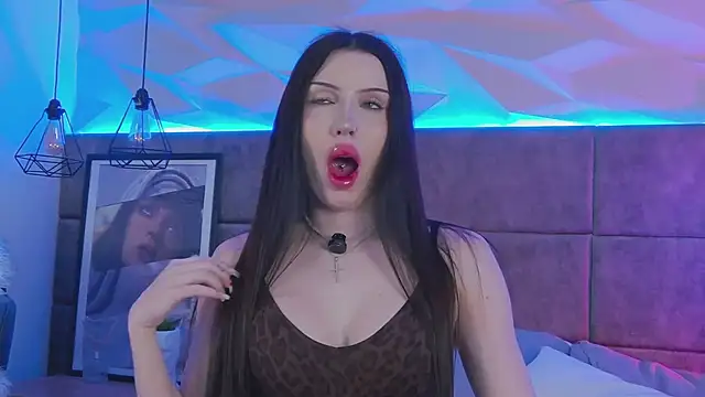 Snapshot of EfiKhalifa chatting on April 12, 4:17 am EfiKhalifa online show from April 12, 4:17 am