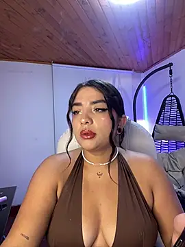 Snapshot of Midary_pink chatting on February 20, 12:51 am Midary pink online show from February 20, 12:51 am