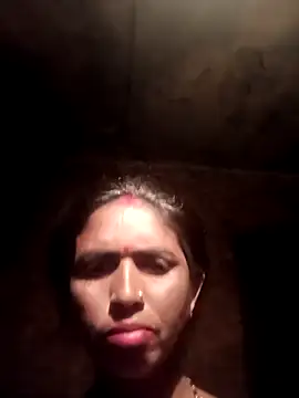 Snapshot of Hot_re83 chatting on February 27, 7:03 pm Hot re83 online show from February 27, 7:03 pm