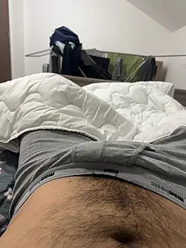 idhemo online show from March 5, 9:22 pm